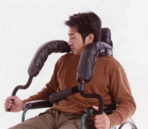 車椅子のシートベルト